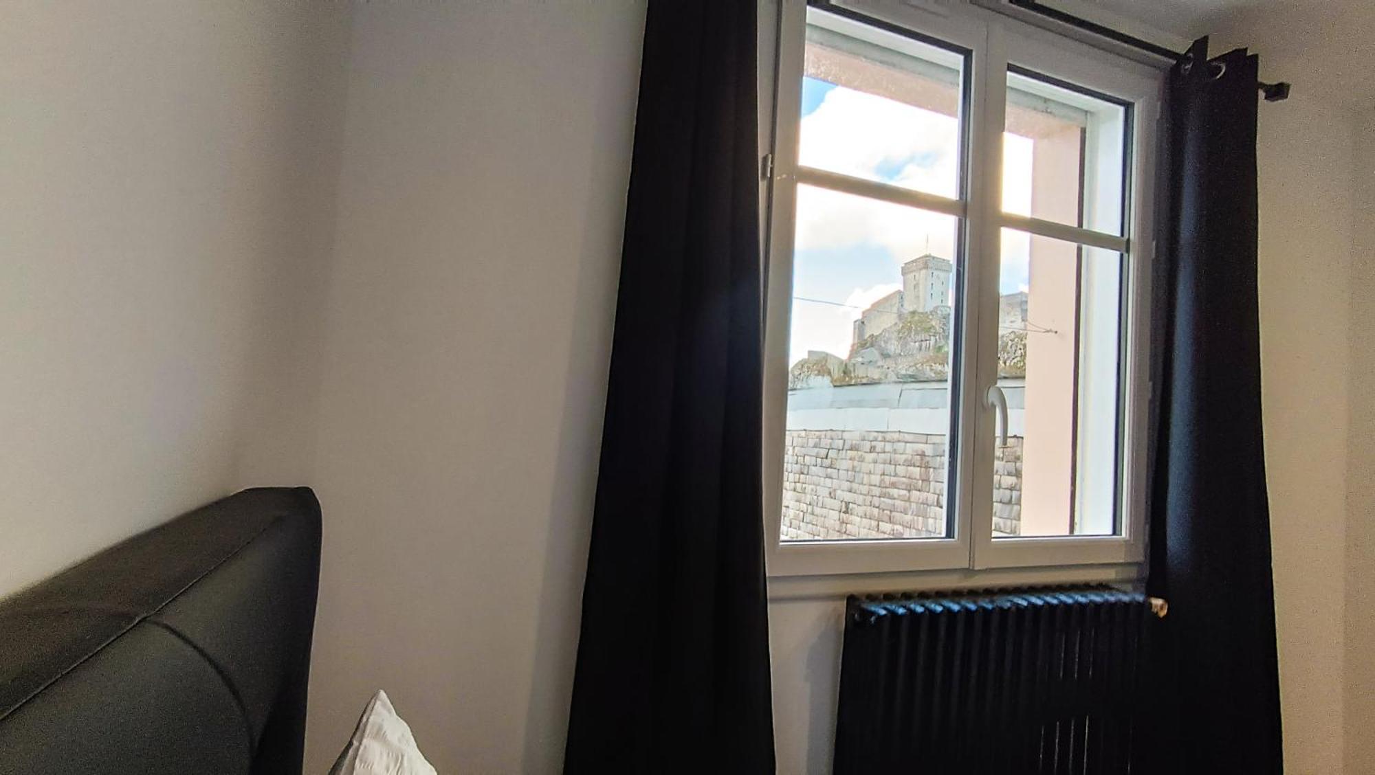 Foucault - Appartements - Au Coeur De Lourdes Buitenkant foto