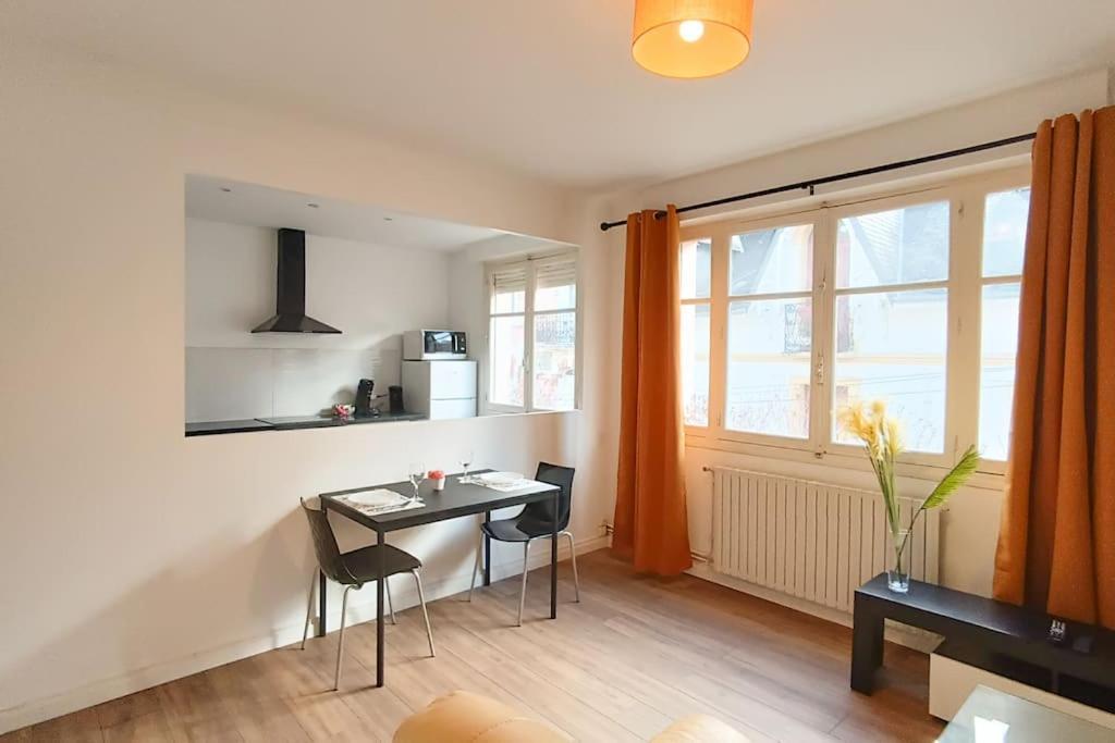 Foucault - Appartements - Au Coeur De Lourdes Buitenkant foto
